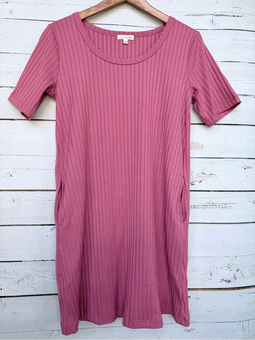 Nine Britton Ribbed Short Sleeve T-Shirt Dress with Pockets